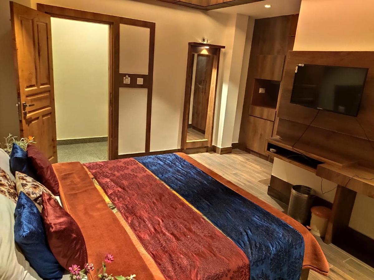 Hôtel Apple Blossom à Manāli Extérieur photo