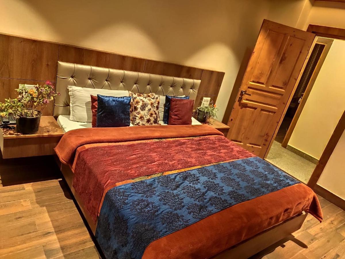 Hôtel Apple Blossom à Manāli Extérieur photo