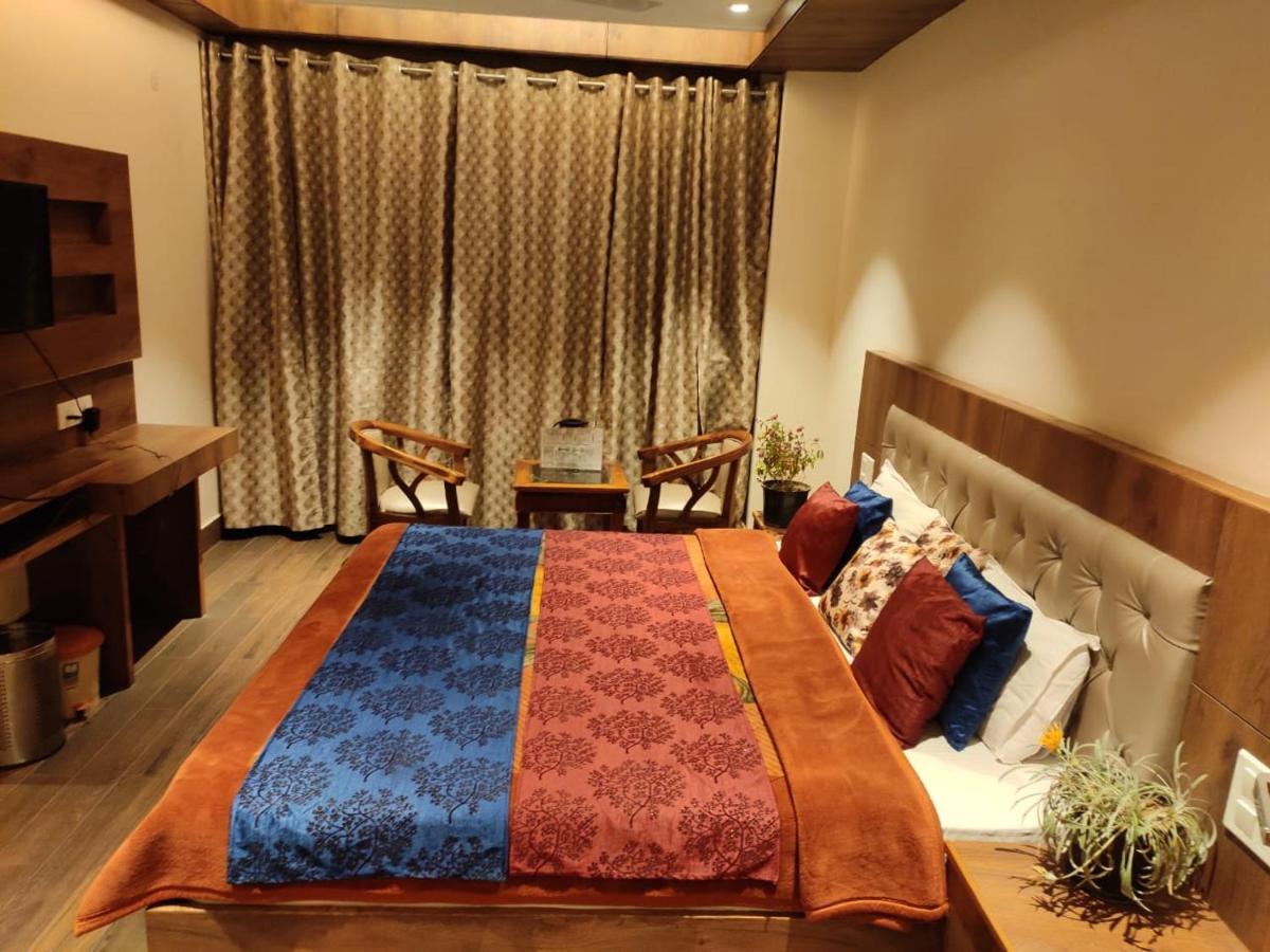Hôtel Apple Blossom à Manāli Extérieur photo